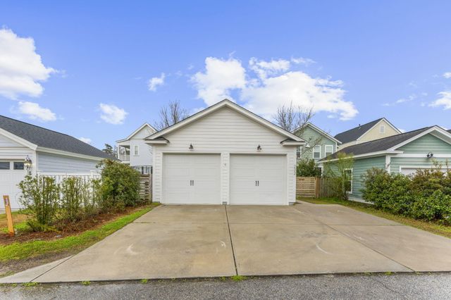 232 Summers Drive, Summerville, SC 29485