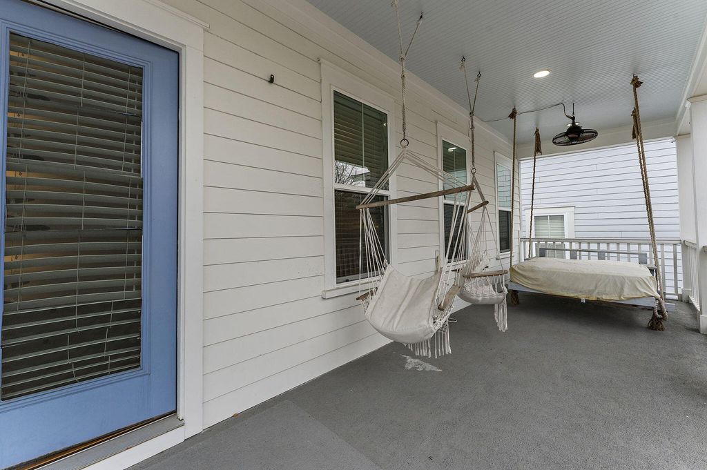 Image 33 of property listing at 232 Summers Drive, Summerville, SC 29485