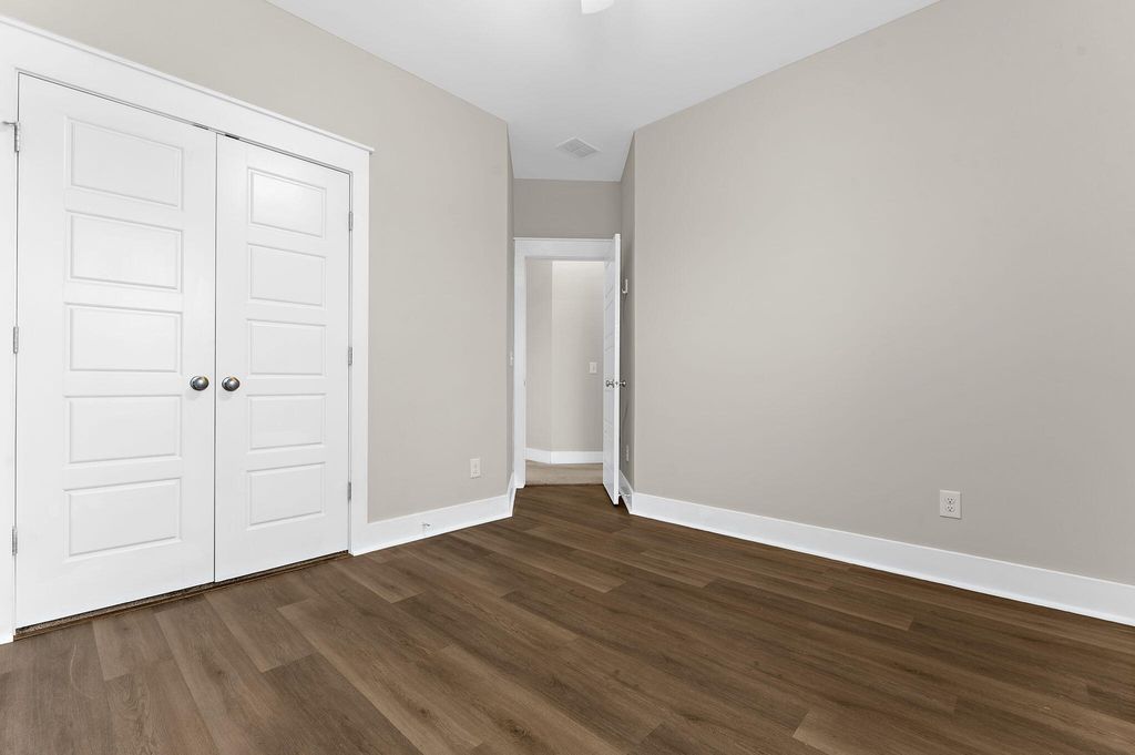 Image 42 of property listing at 232 Summers Drive, Summerville, SC 29485