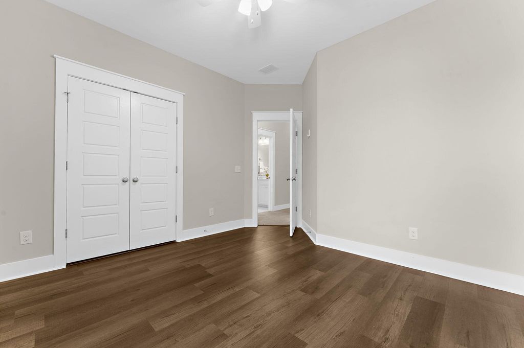 Image 43 of property listing at 232 Summers Drive, Summerville, SC 29485