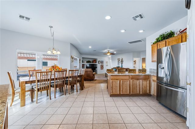 2374 Stetson Circle, Bullhead City, AZ 86442