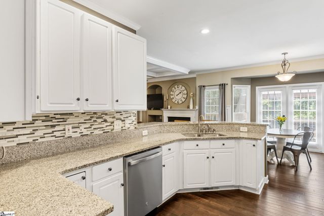 400 Marsh Creek Drive, Mauldin, SC 29662