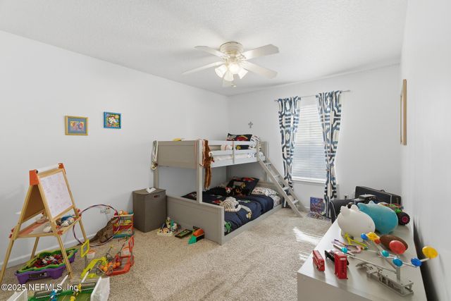 128 SEMINOLE Road 11, Atlantic Beach, FL 32233