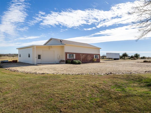 651 County Road 497, Taylor, TX 76574