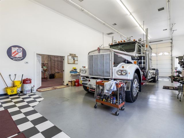 651 County Road 497, Taylor, TX 76574