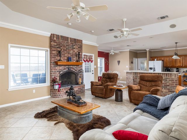 651 County Road 497, Taylor, TX 76574