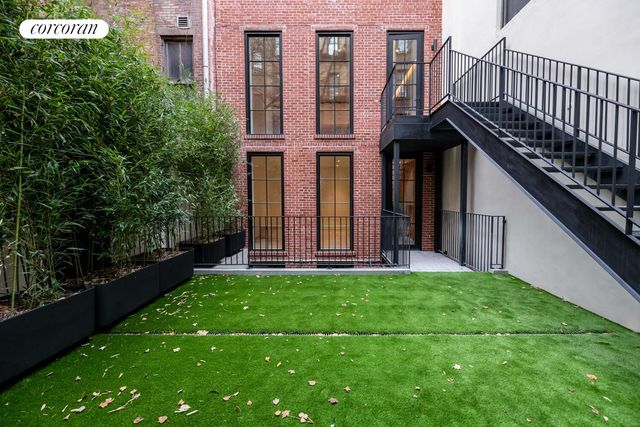 313 E 6TH Street GARDEN, New York City, NY 10003