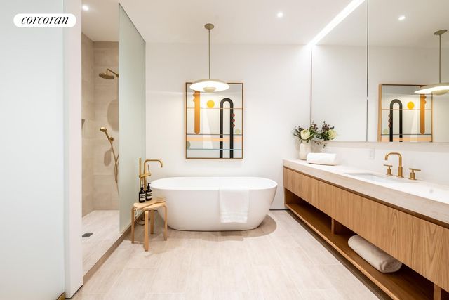 313 E 6TH Street GARDEN, New York City, NY 10003