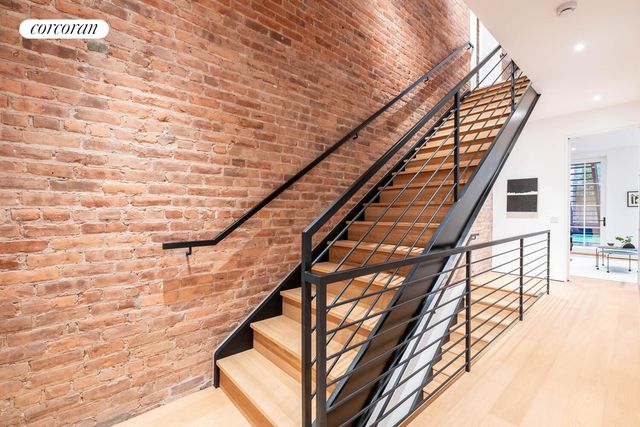 313 E 6TH Street GARDEN, New York City, NY 10003