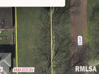 4429 8TH Avenue, Rock Island, IL 61201