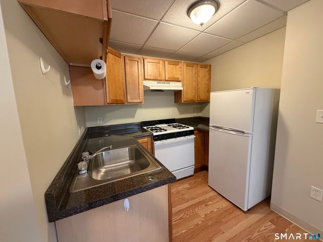 512 Townsend Avenue LL, New Haven, CT 06512