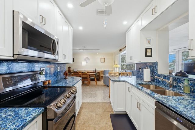 704 PORTIA STREET N, Nokomis, FL 34275