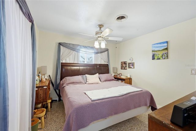 704 PORTIA STREET N, Nokomis, FL 34275