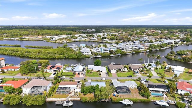 704 PORTIA STREET N, Nokomis, FL 34275