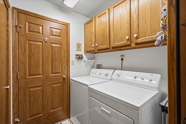 410 Claremont ROAD, Saukville, WI 53080