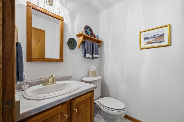 410 Claremont ROAD, Saukville, WI 53080