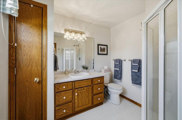 410 Claremont ROAD, Saukville, WI 53080