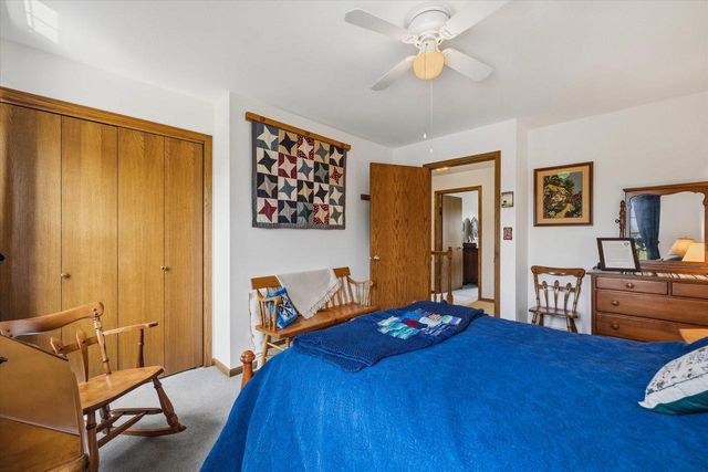 410 Claremont ROAD, Saukville, WI 53080