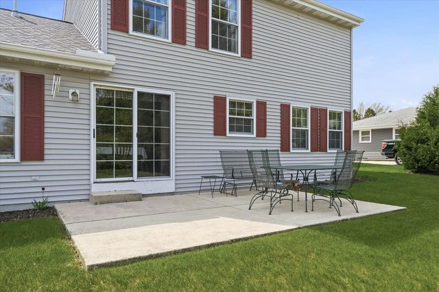 410 Claremont ROAD, Saukville, WI 53080