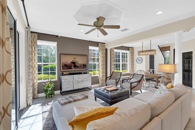 8204 VILLA GRANDE COURT, Sarasota, FL 34243