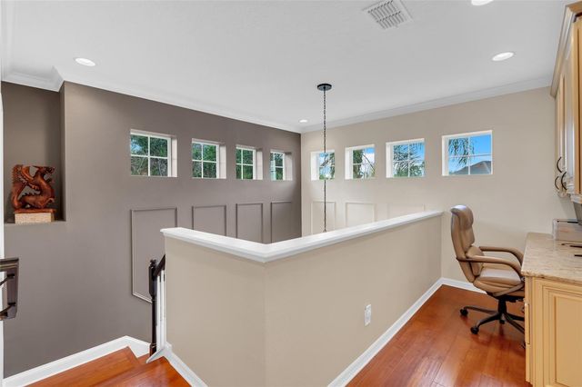 8204 VILLA GRANDE COURT, Sarasota, FL 34243