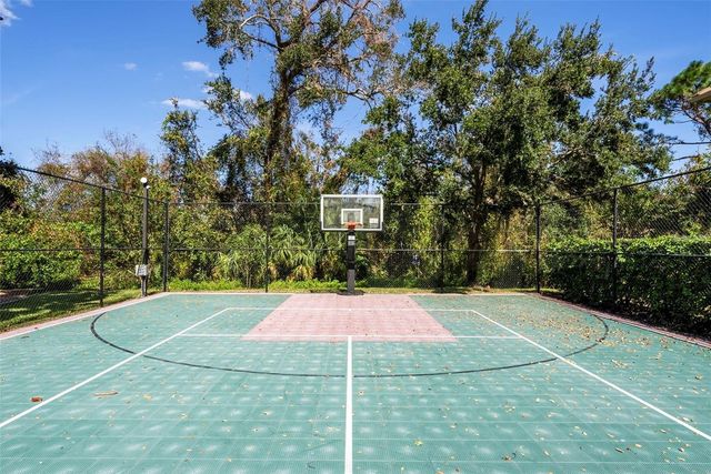 8204 VILLA GRANDE COURT, Sarasota, FL 34243