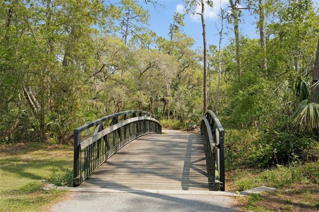 8204 VILLA GRANDE COURT, Sarasota, FL 34243