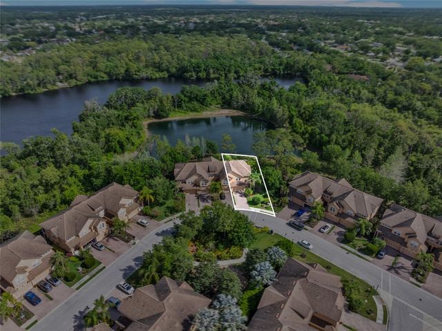 8204 VILLA GRANDE COURT, Sarasota, FL 34243