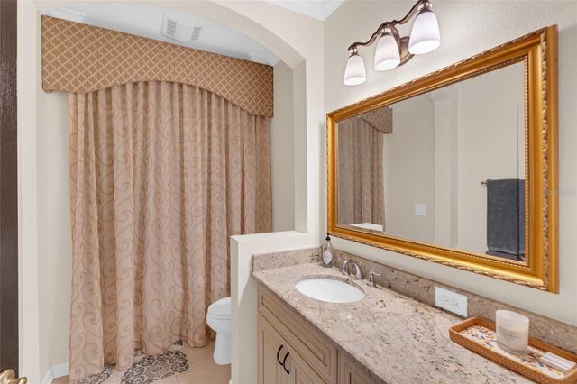 8204 VILLA GRANDE COURT, Sarasota, FL 34243