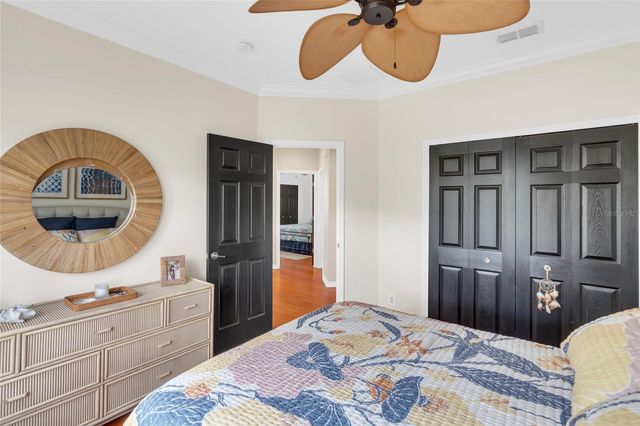 8204 VILLA GRANDE COURT, Sarasota, FL 34243