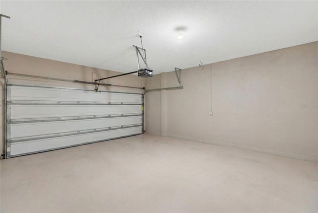 8204 VILLA GRANDE COURT, Sarasota, FL 34243