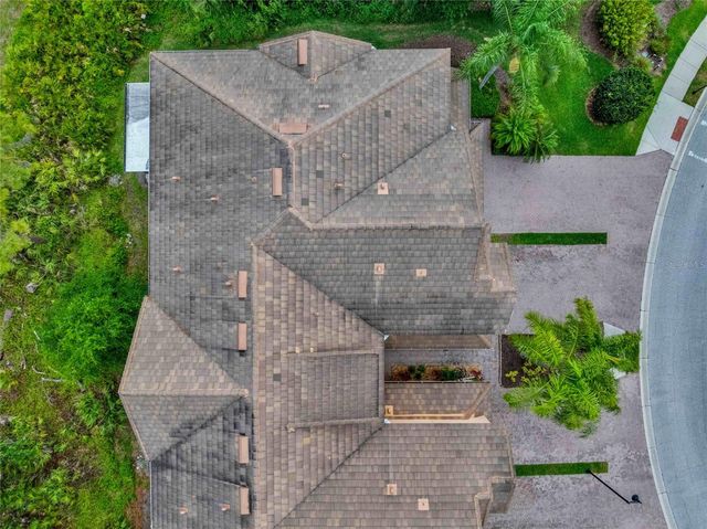 8204 VILLA GRANDE COURT, Sarasota, FL 34243