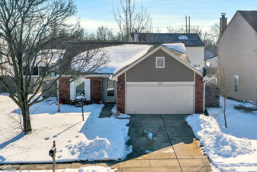 3137 Hemlock Way, Indianapolis, IN 46203