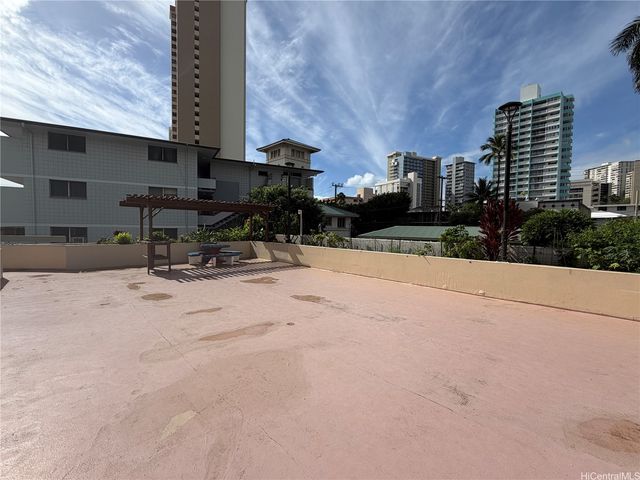 1616 Liholiho Street 1401, Honolulu, HI 96822