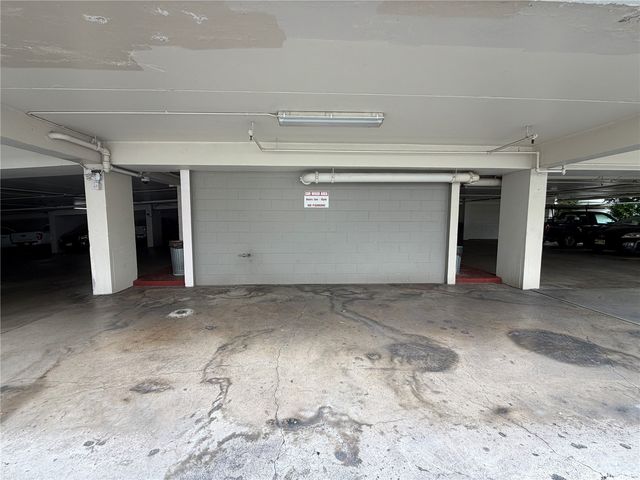 1616 Liholiho Street 1401, Honolulu, HI 96822