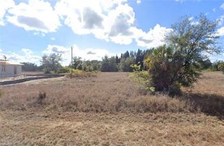 4102 17th ST, Lehigh Acres, FL 33972