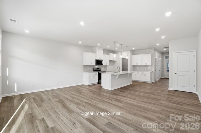 6037 Mallow Crossing Lane, Charlotte, NC 28213