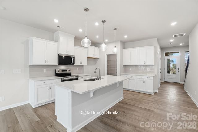 6037 Mallow Crossing Lane, Charlotte, NC 28213