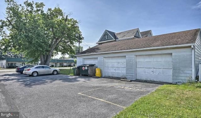 160 LUCKNOW RD, Harrisburg, PA 17110