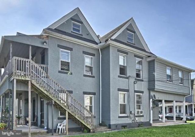 160 LUCKNOW RD, Harrisburg, PA 17110