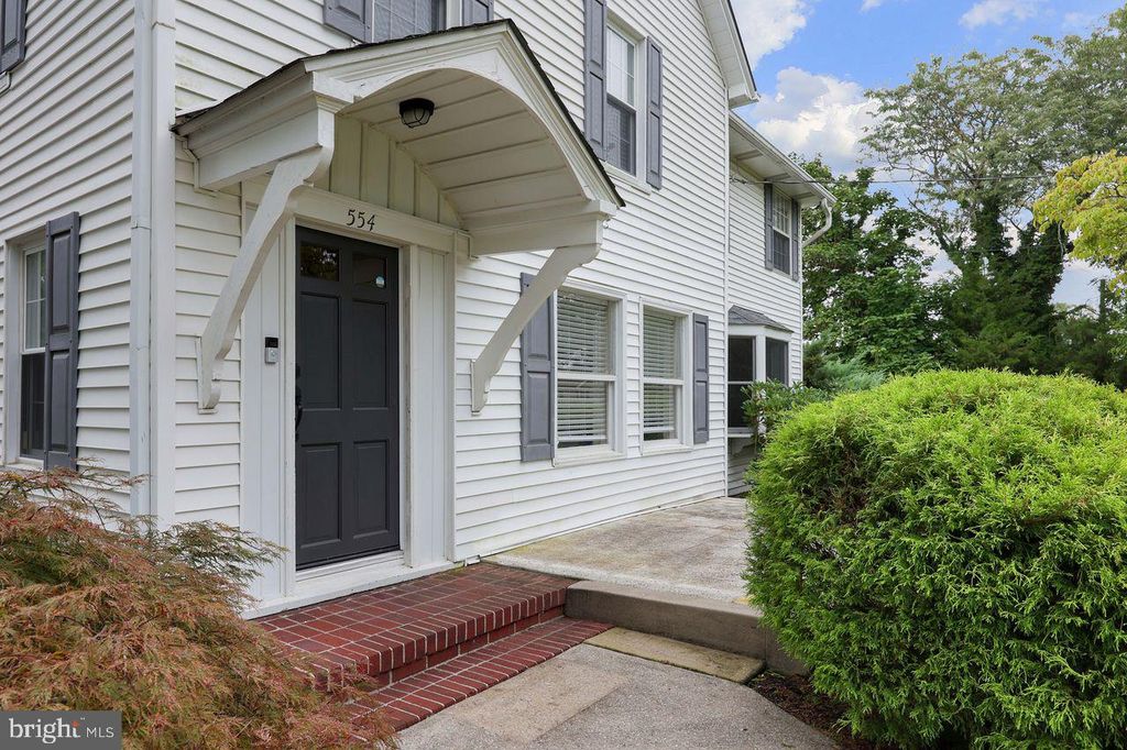 554 N 3RD ST, HAMMONTON, NJ 08037 — photo 2