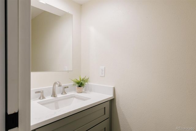 7580 S Lost Ranger Peak, Littleton, CO 80127