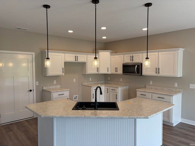 827 Chestnut Court, Decatur, IN 46733