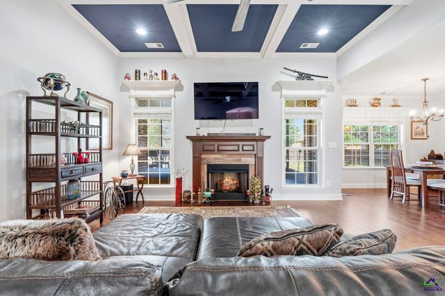 303 Brown Thrasher Lane, Kathleen, GA 31047