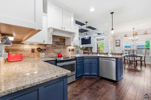 303 Brown Thrasher Lane, Kathleen, GA 31047