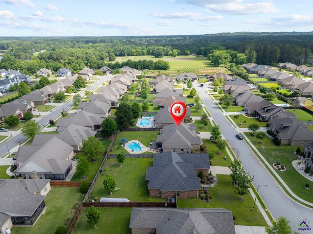 303 Brown Thrasher Lane, Kathleen, GA 31047