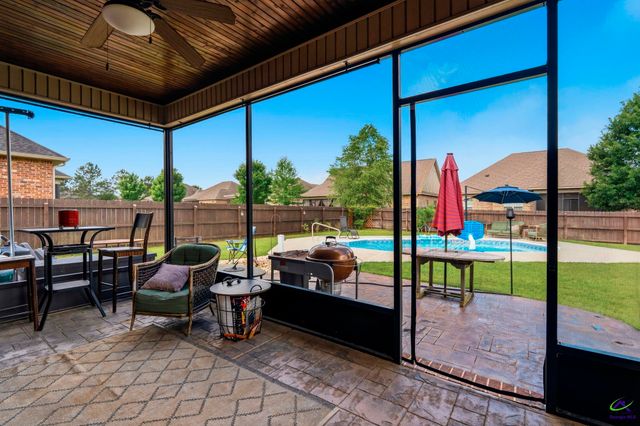 303 Brown Thrasher Lane, Kathleen, GA 31047