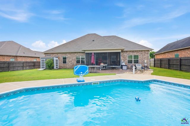 303 Brown Thrasher Lane, Kathleen, GA 31047