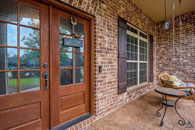 303 Brown Thrasher Lane, Kathleen, GA 31047