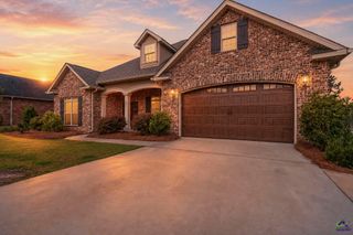 303 Brown Thrasher Lane, Kathleen, GA 31047